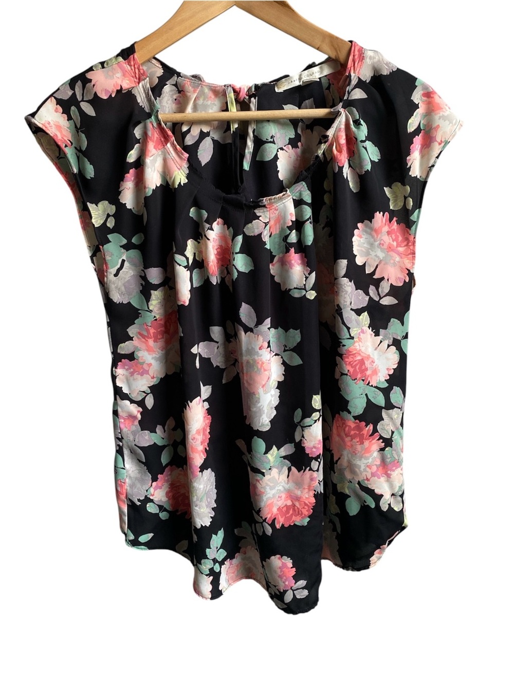 LC Lauren Conrad Black Floral Cap-Sleeve Blouse